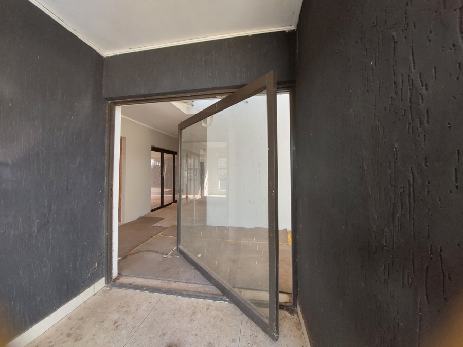 5 Bedroom Property for Sale in Seasons Lifestyle Estate North West